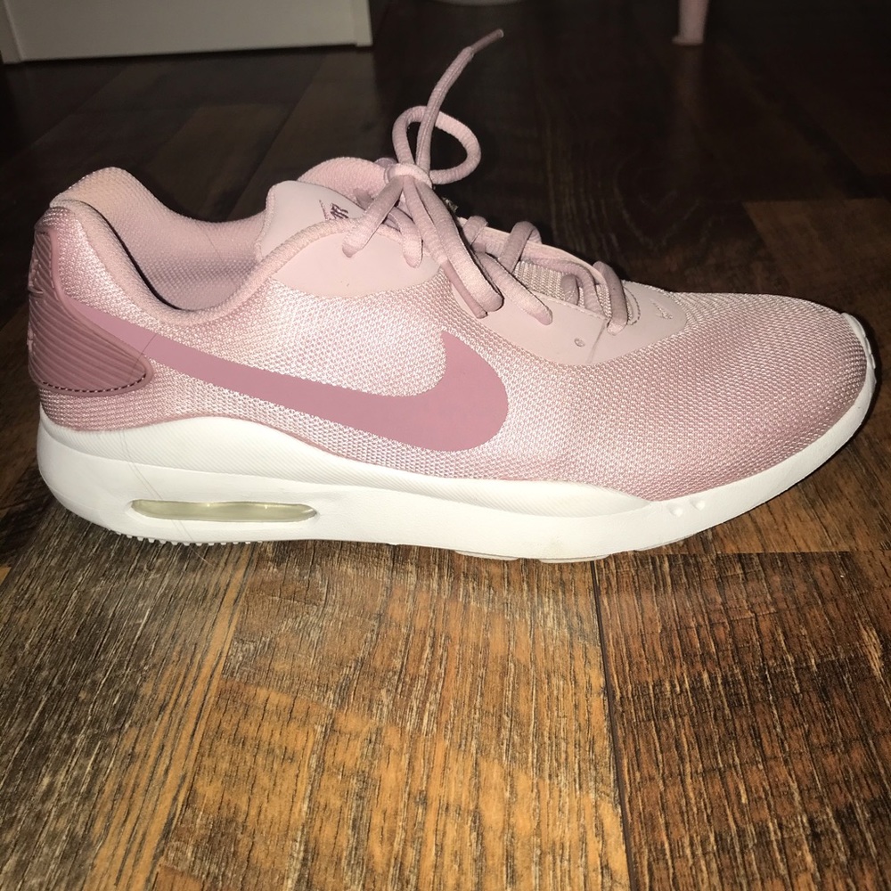 Women’s Nike Air Max